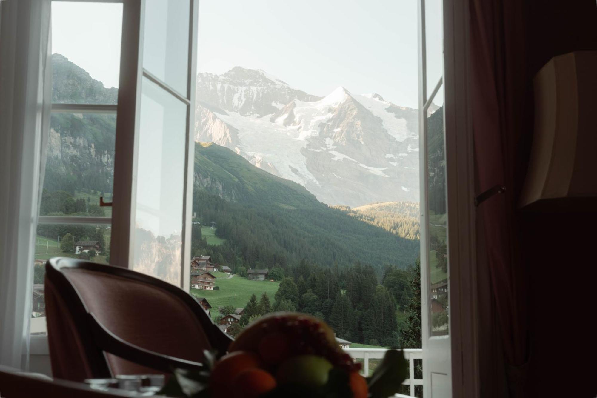 Hotel Regina Wengen Exterior foto